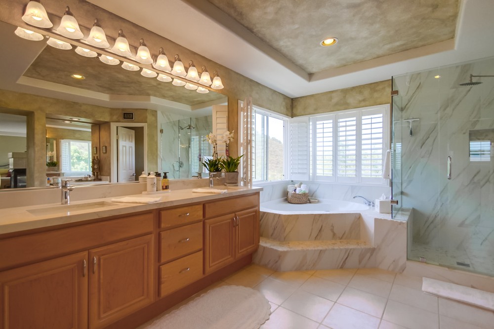 Virtual tour photo 51 of 88 for 13562 Grosse Point