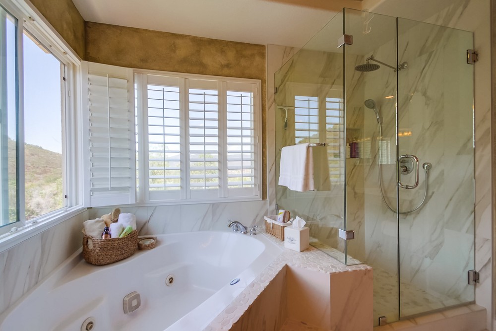 Virtual tour photo 53 of 88 for 13562 Grosse Point