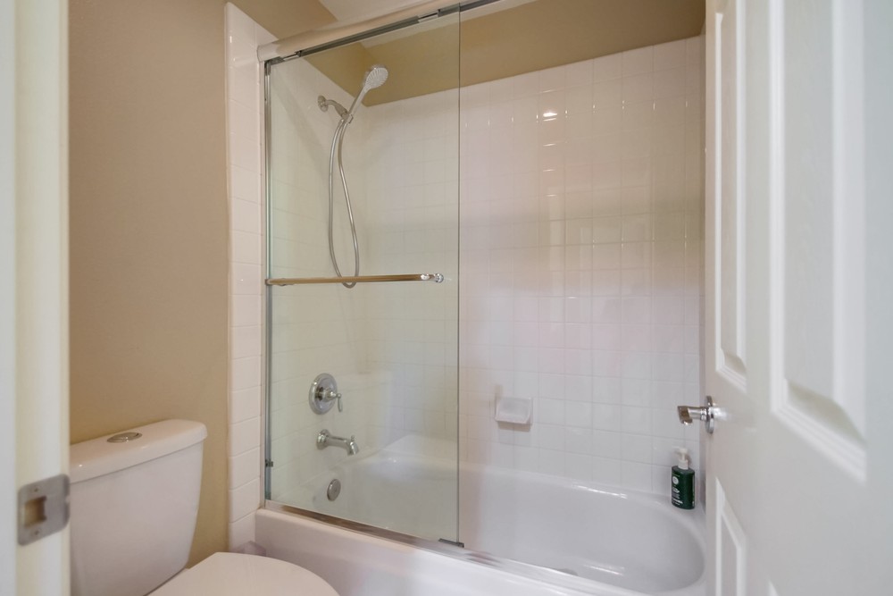 Virtual tour photo 68 of 88 for 13562 Grosse Point