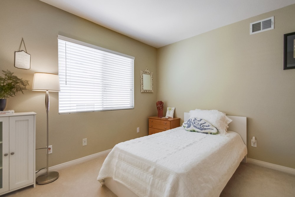Virtual tour photo 73 of 88 for 13562 Grosse Point
