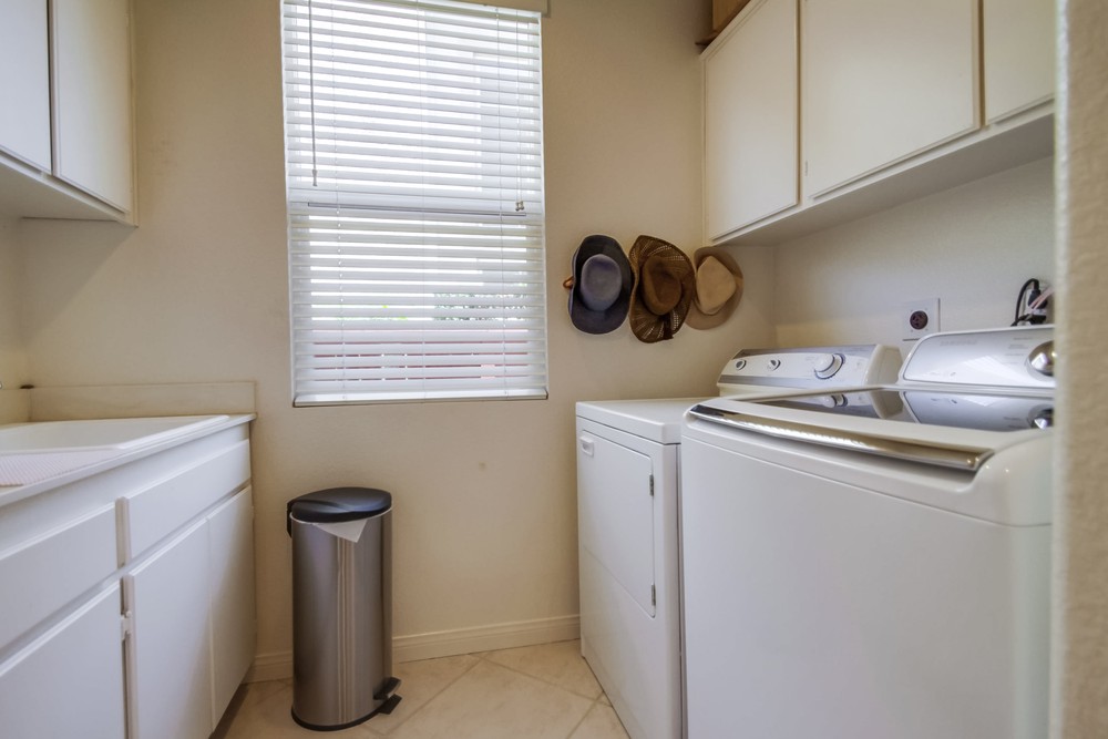 Virtual tour photo 77 of 88 for 13562 Grosse Point