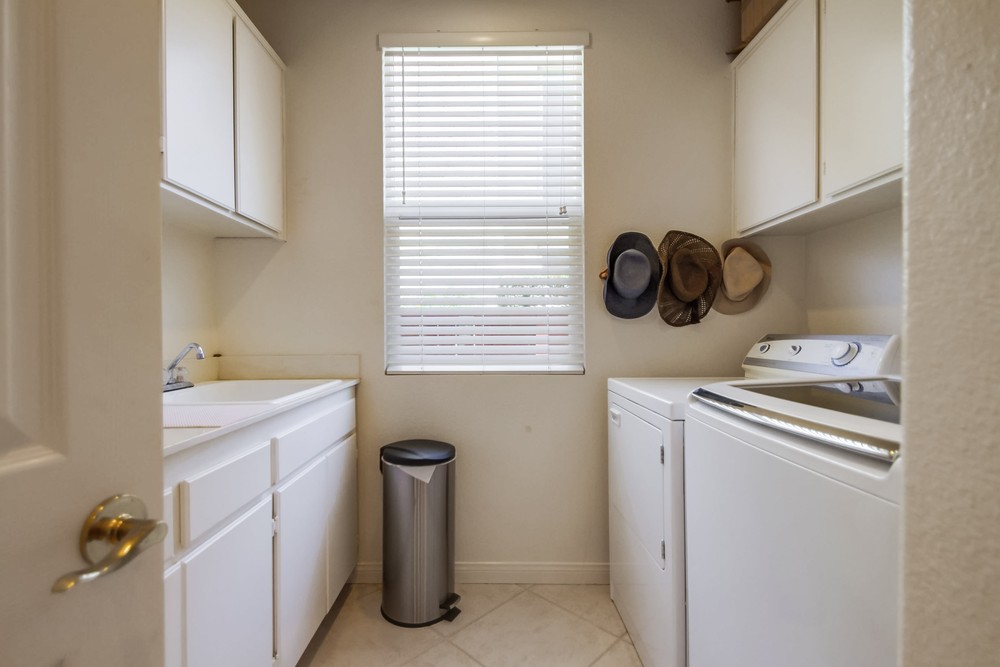 Virtual tour photo 78 of 88 for 13562 Grosse Point