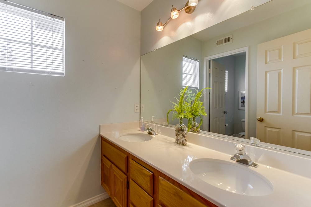Virtual tour photo 34 of 46 for 13565 Esprit Ave