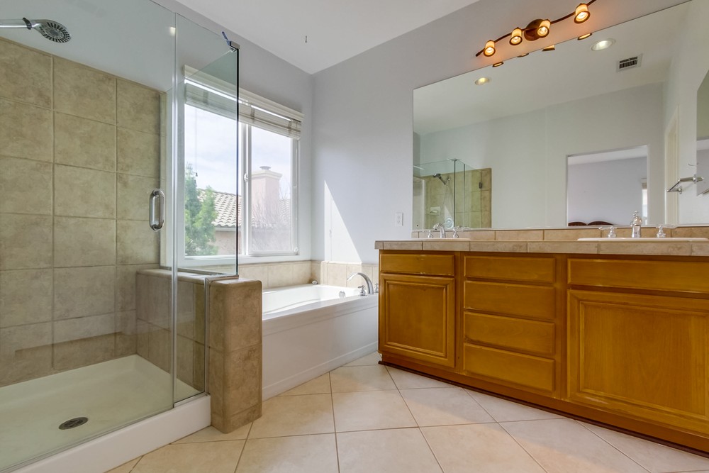 Virtual tour photo 14 of 20 for 13566 Foxglove