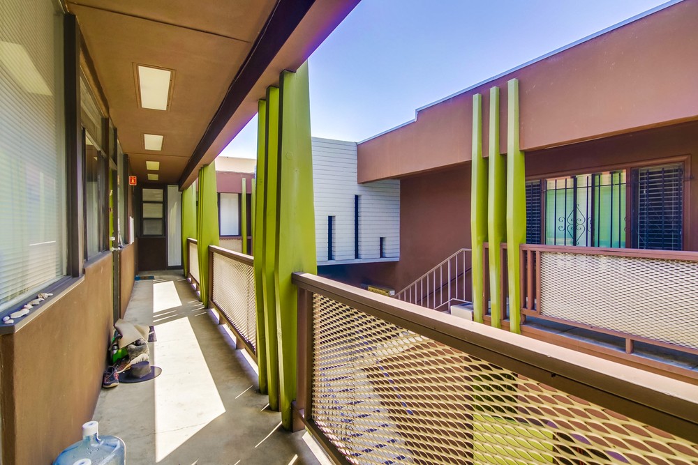 Virtual tour photo 9 of 57 for 1357 Rosecrans St