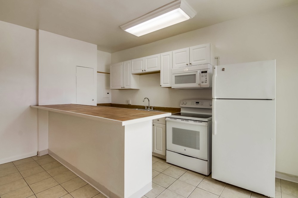 Virtual tour photo 16 of 57 for 1357 Rosecrans St