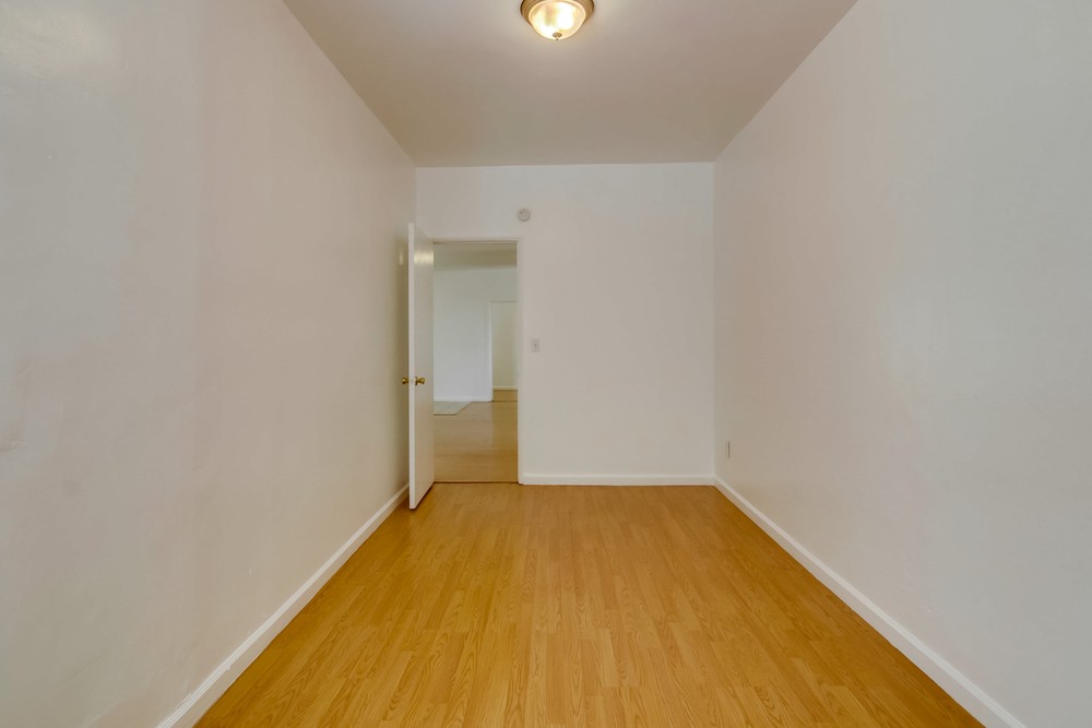Virtual tour photo 31 of 57 for 1357 Rosecrans St