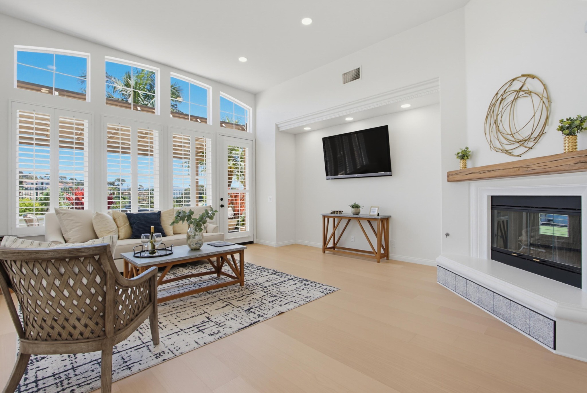 Virtual tour photo 10 of 91 for 1358 Cassins St