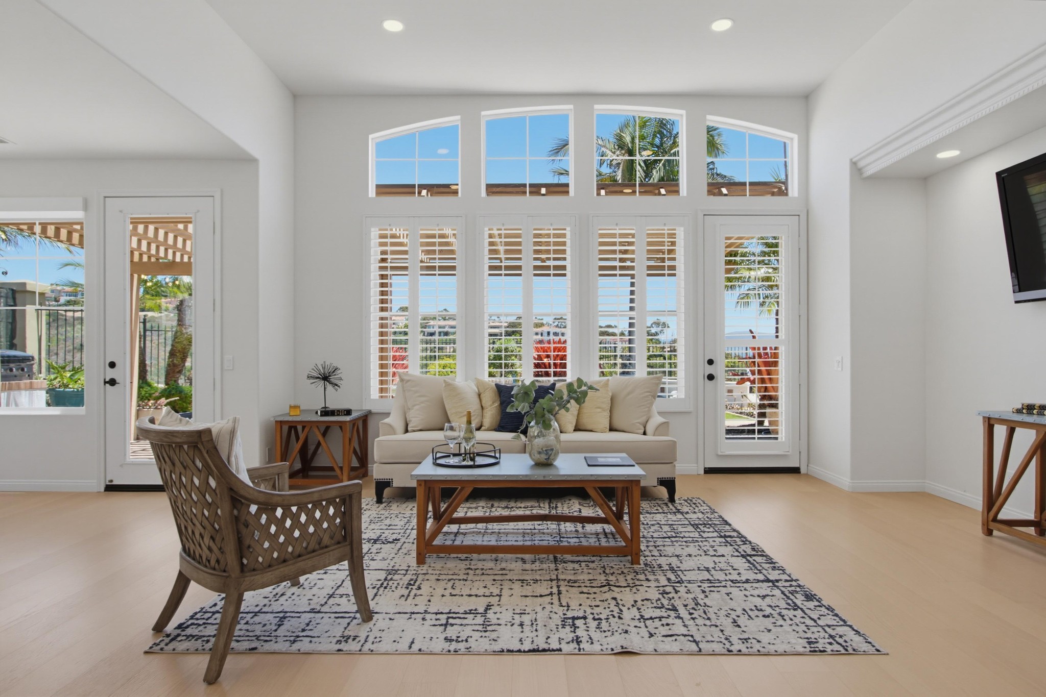 Virtual tour photo 11 of 91 for 1358 Cassins St