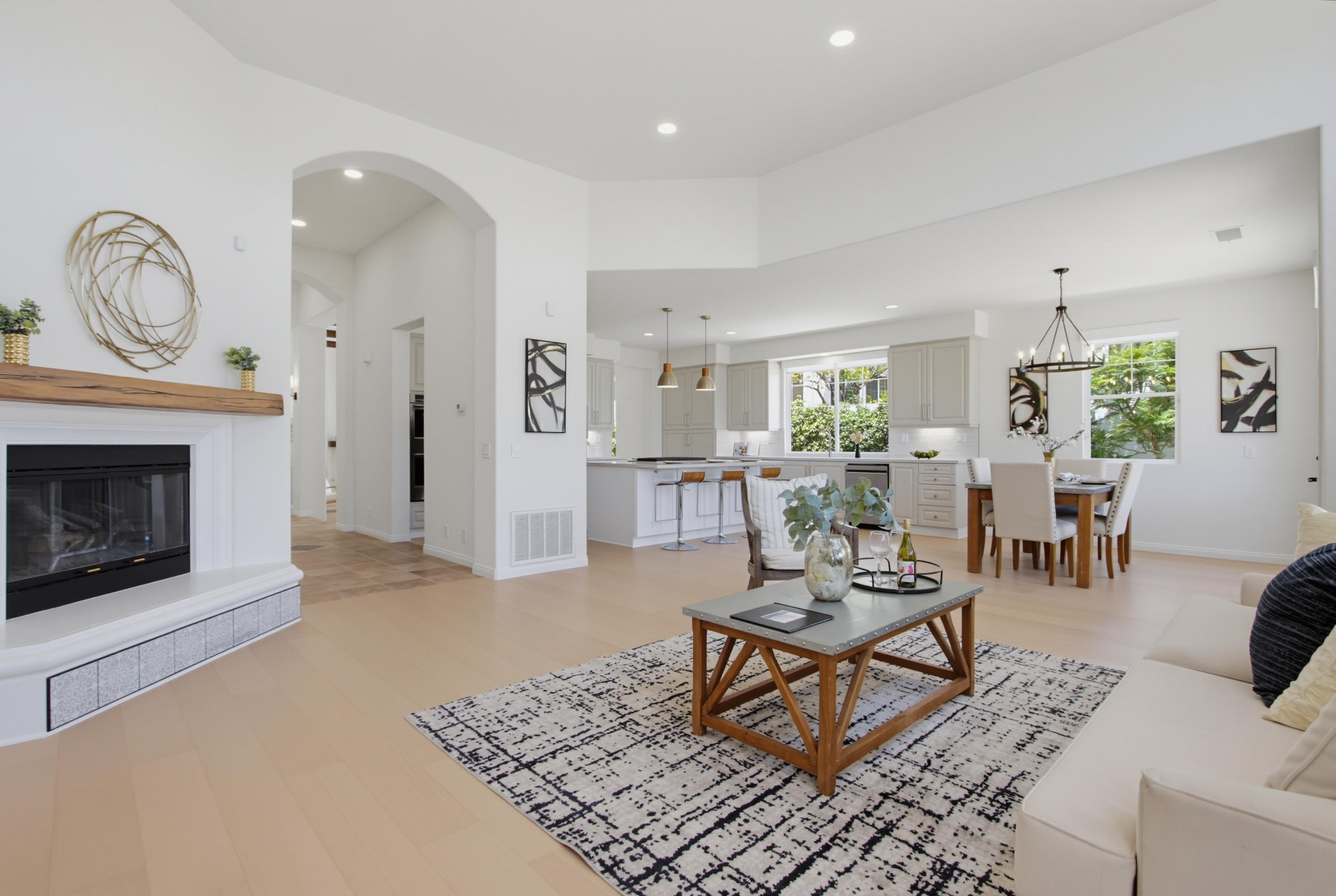 Virtual tour photo 13 of 91 for 1358 Cassins St