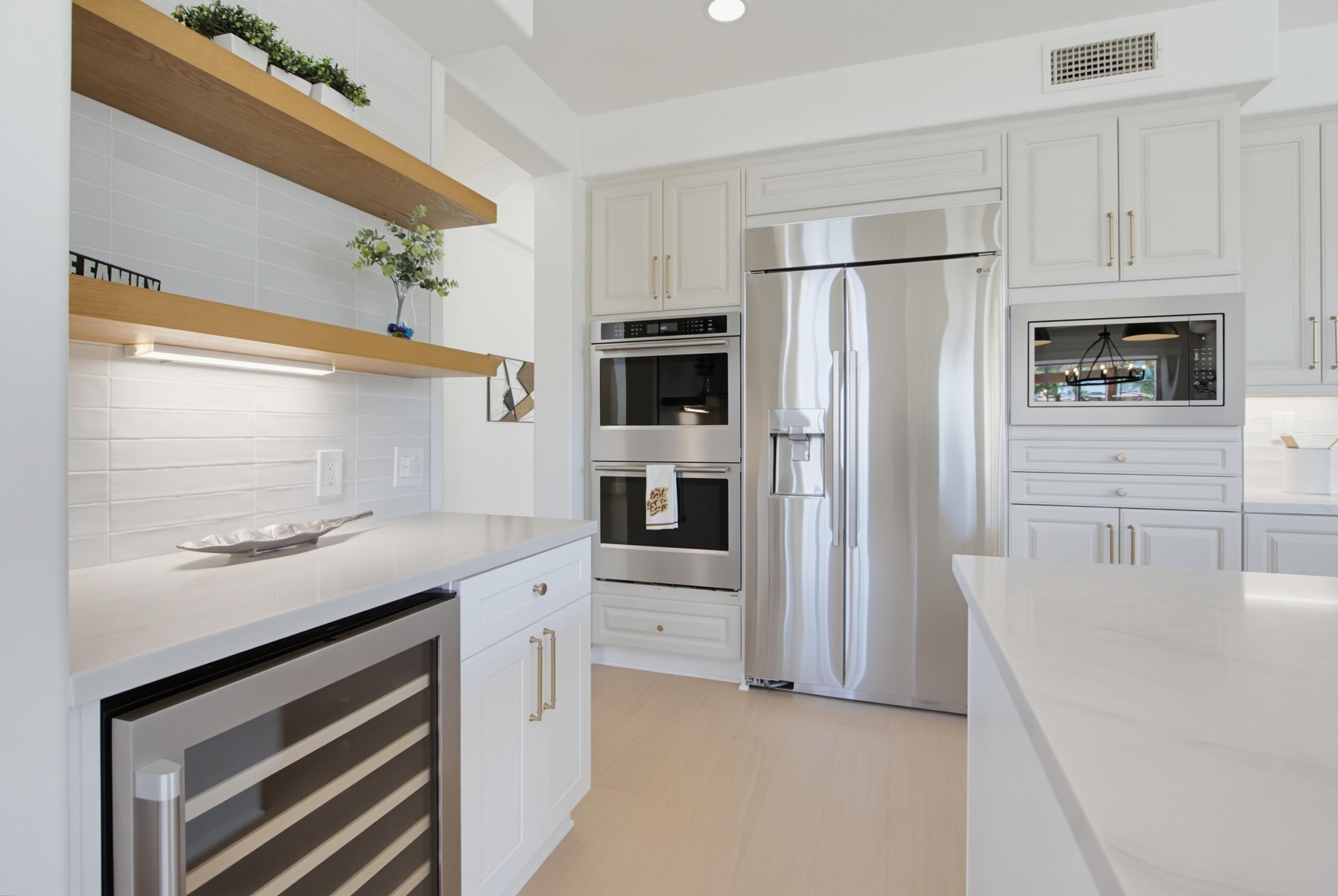 Virtual tour photo 26 of 91 for 1358 Cassins St