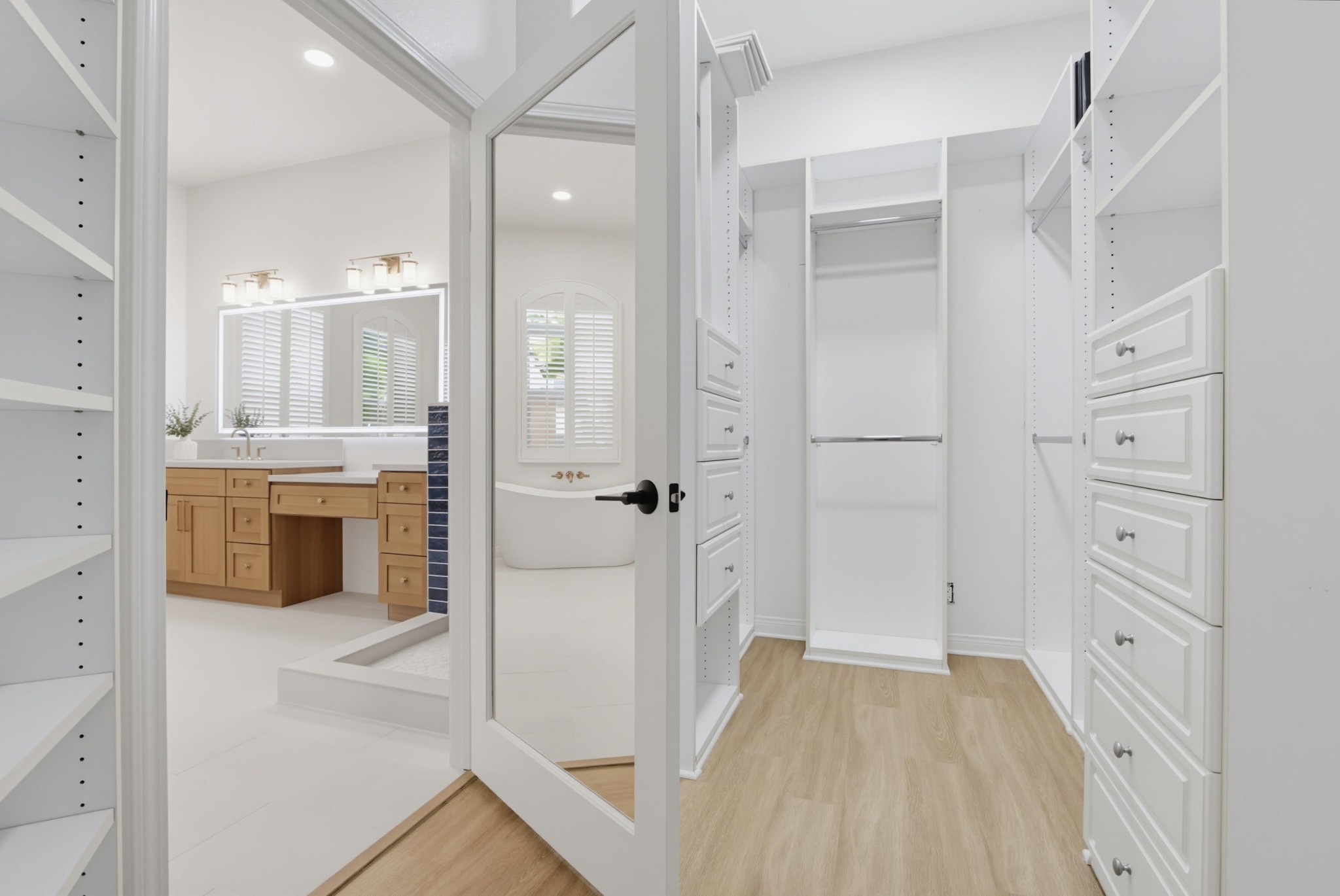 Virtual tour photo 54 of 91 for 1358 Cassins St