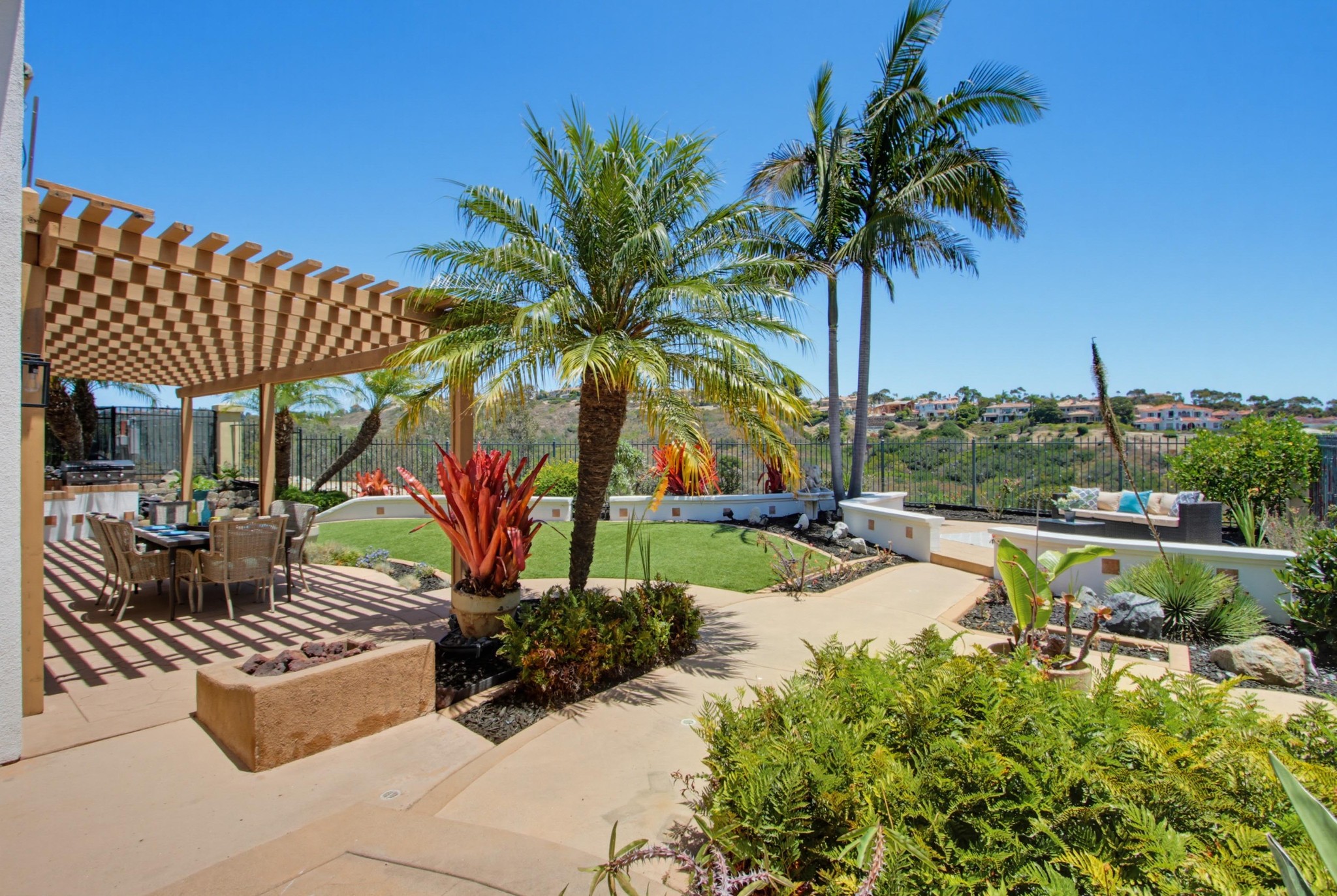 Virtual tour photo 68 of 91 for 1358 Cassins St