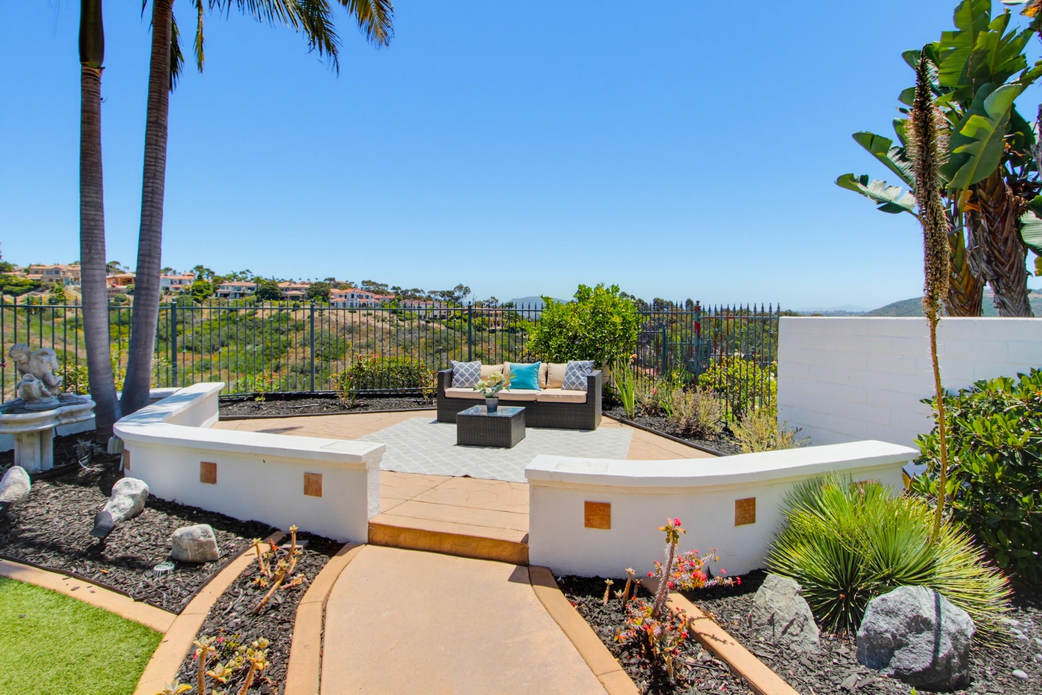 Virtual tour photo 79 of 91 for 1358 Cassins St