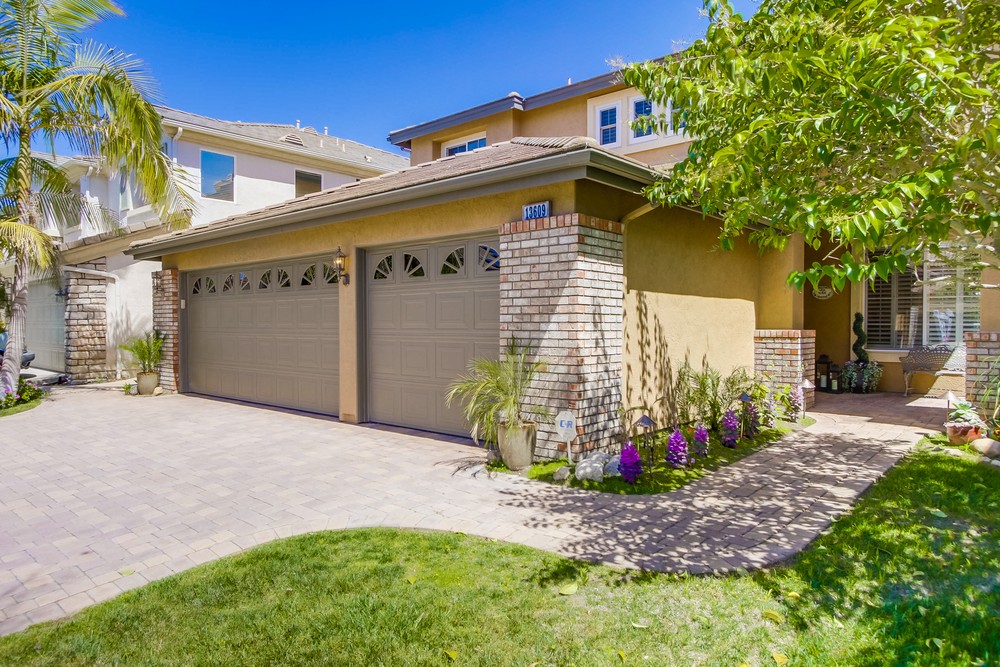 Virtual tour photo 6 of 75 for 13609 Grosse Point