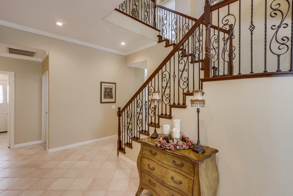 Virtual tour photo 10 of 75 for 13609 Grosse Point
