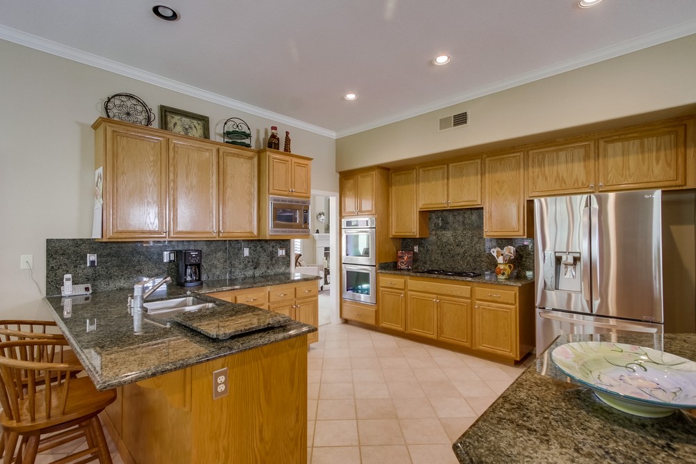 Virtual tour photo 25 of 75 for 13609 Grosse Point