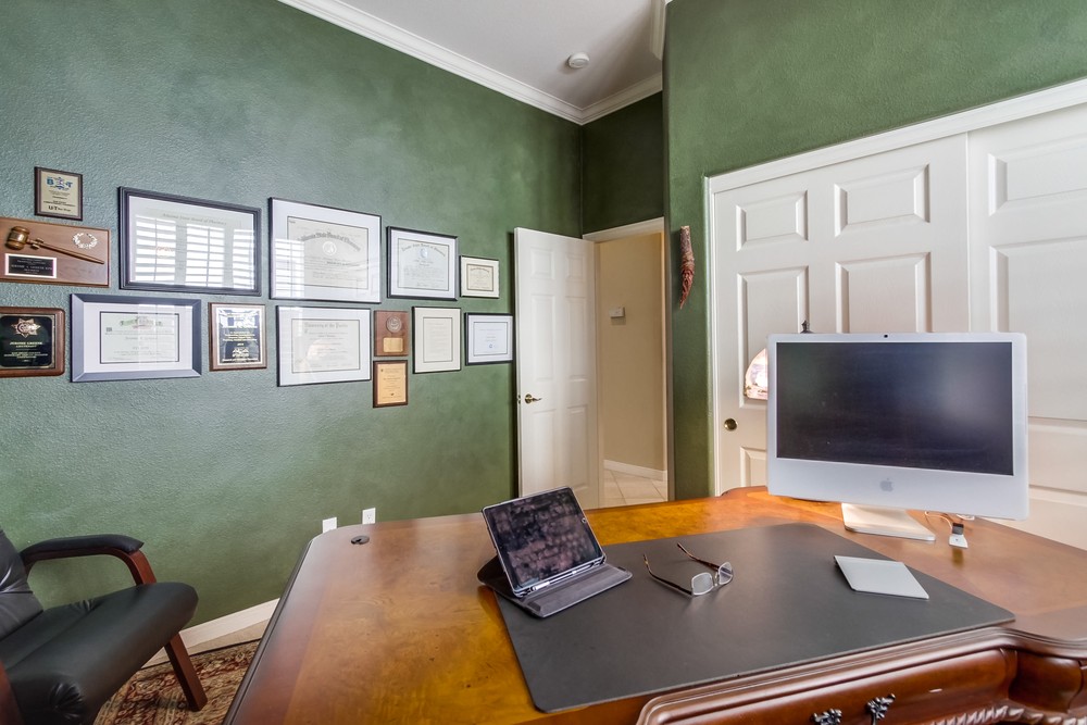 Virtual tour photo 33 of 75 for 13609 Grosse Point
