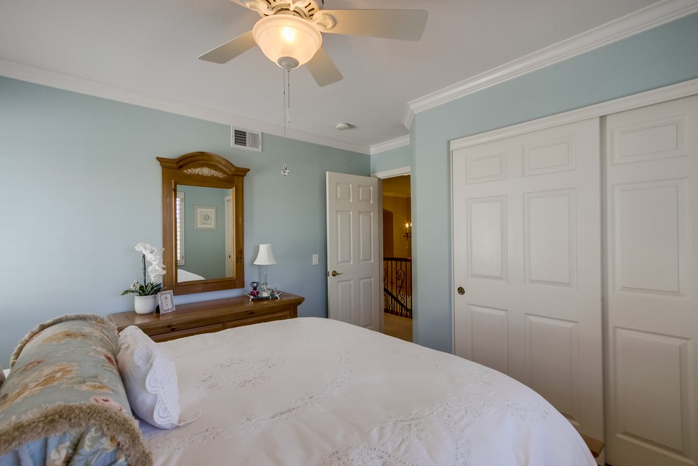 Virtual tour photo 56 of 75 for 13609 Grosse Point