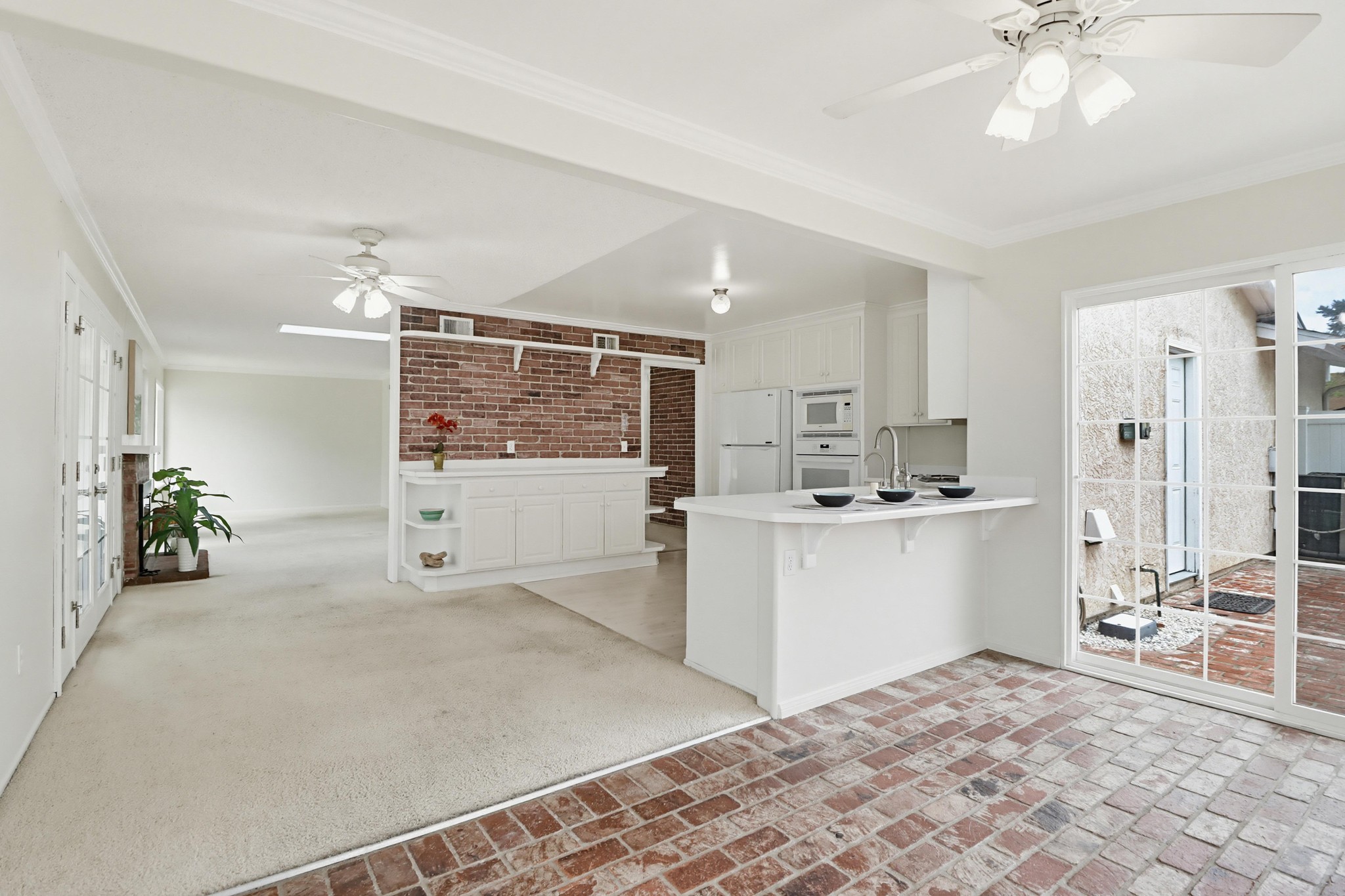 Virtual tour photo 19 of 63 for 1362 Saddleview Ct