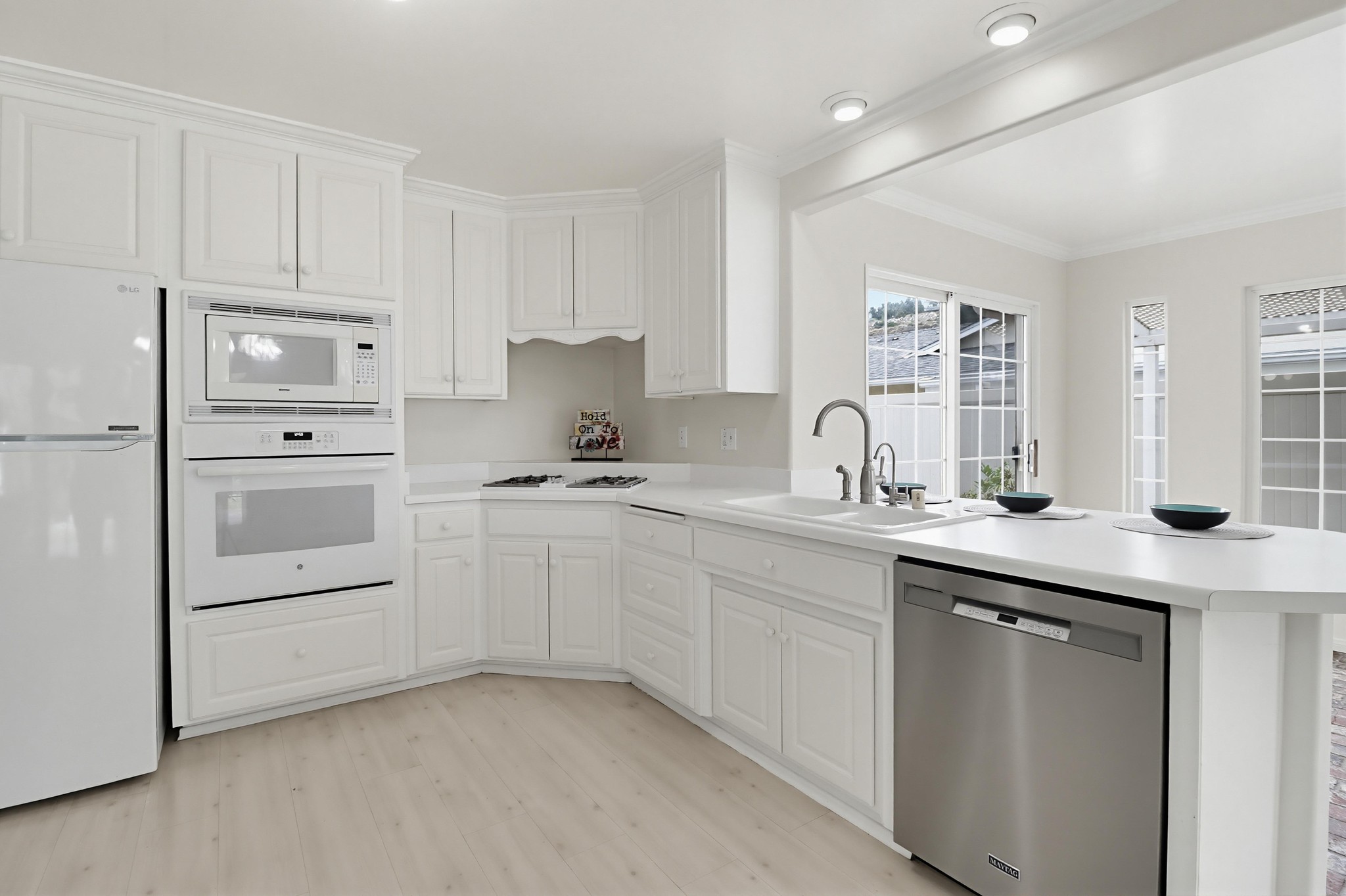 Virtual tour photo 22 of 63 for 1362 Saddleview Ct