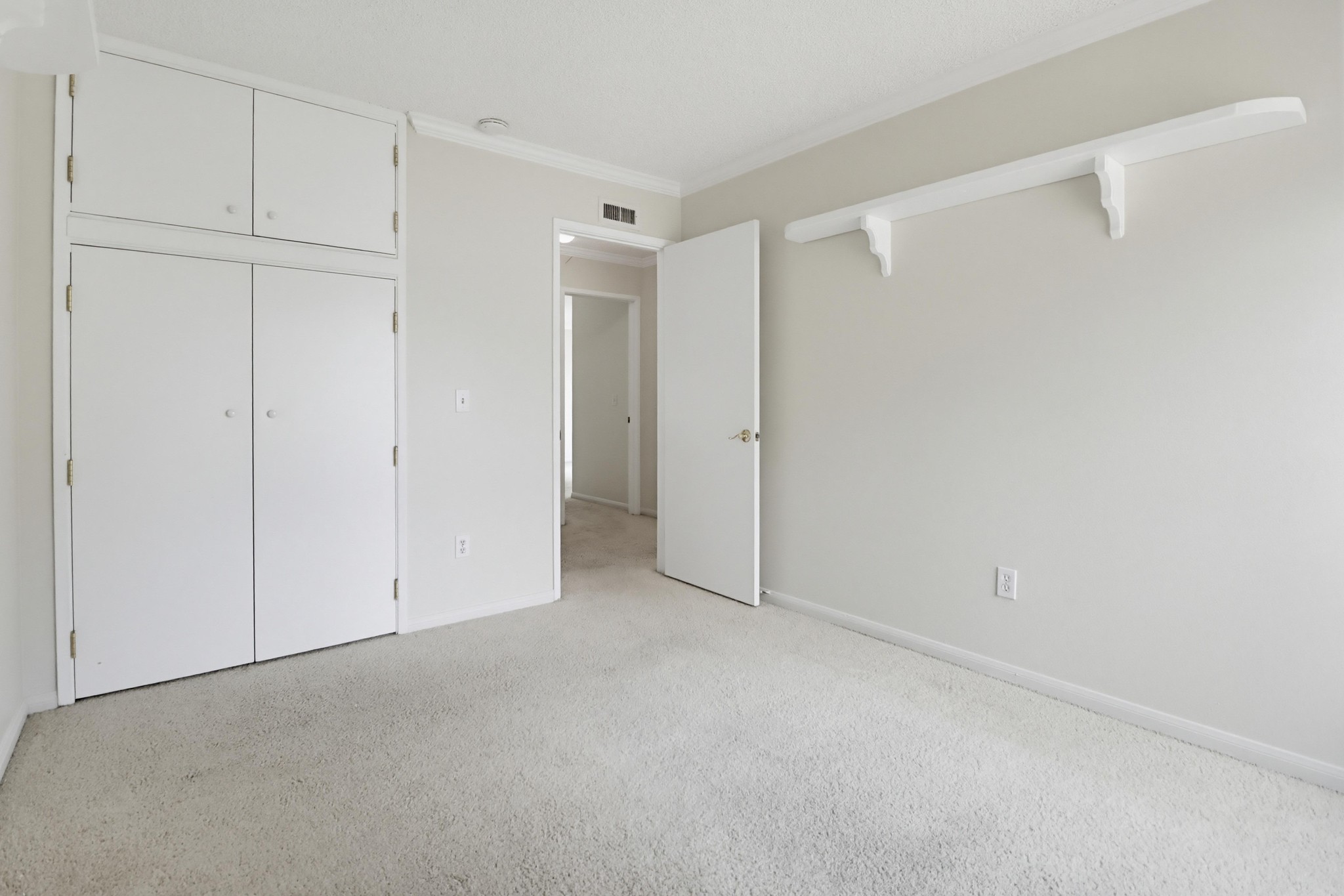 Virtual tour photo 29 of 63 for 1362 Saddleview Ct