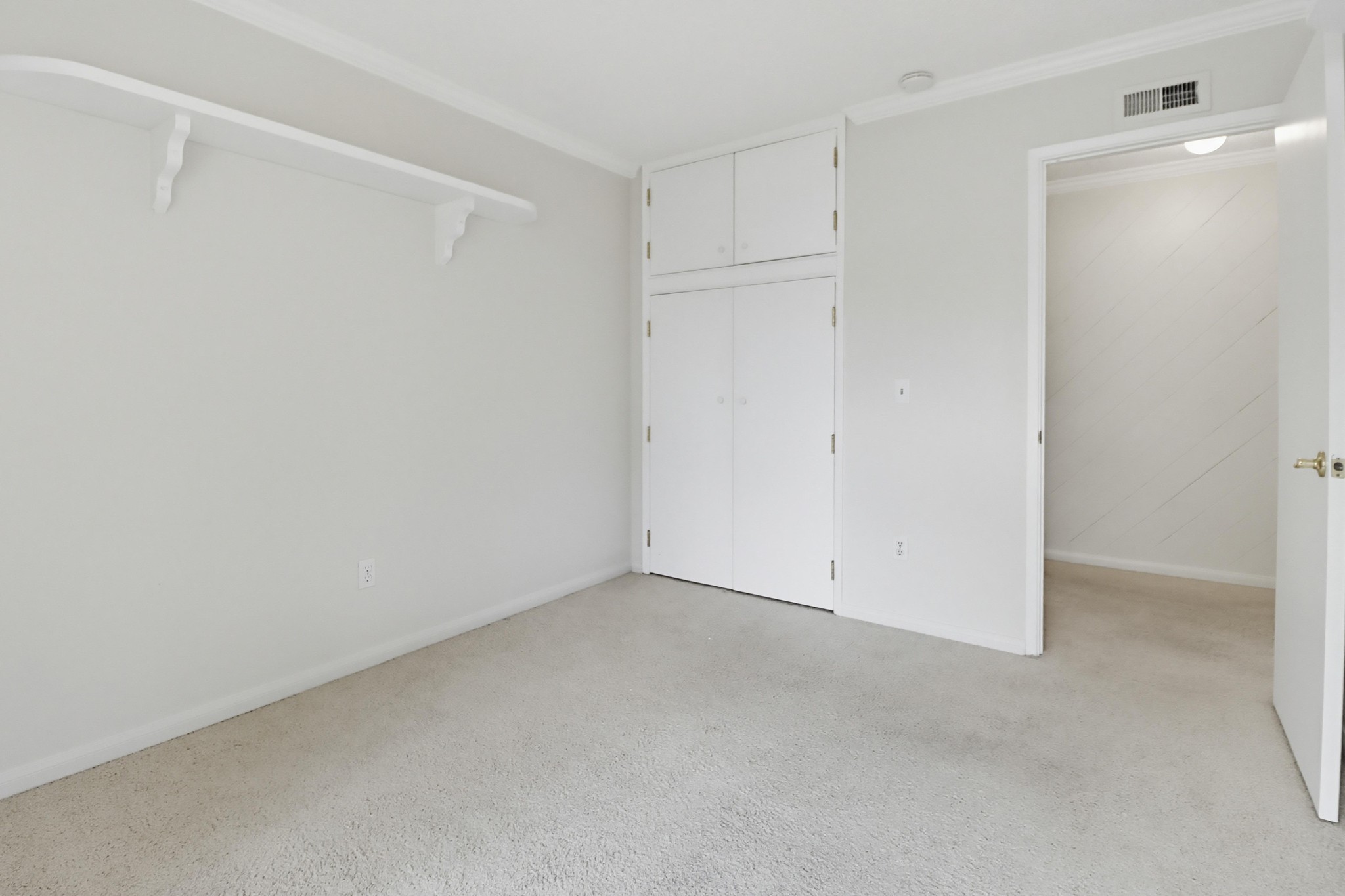 Virtual tour photo 32 of 63 for 1362 Saddleview Ct