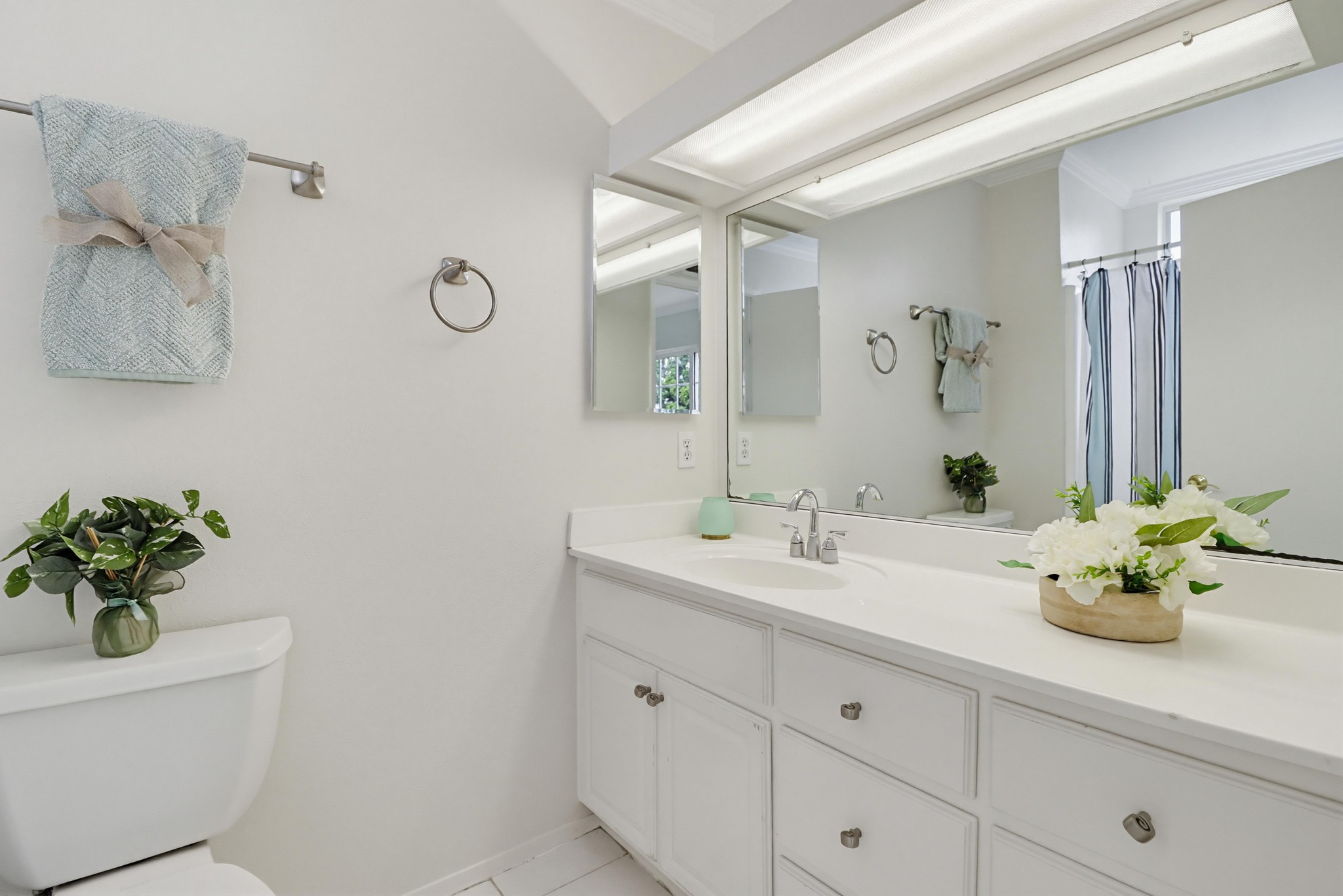 Virtual tour photo 36 of 63 for 1362 Saddleview Ct