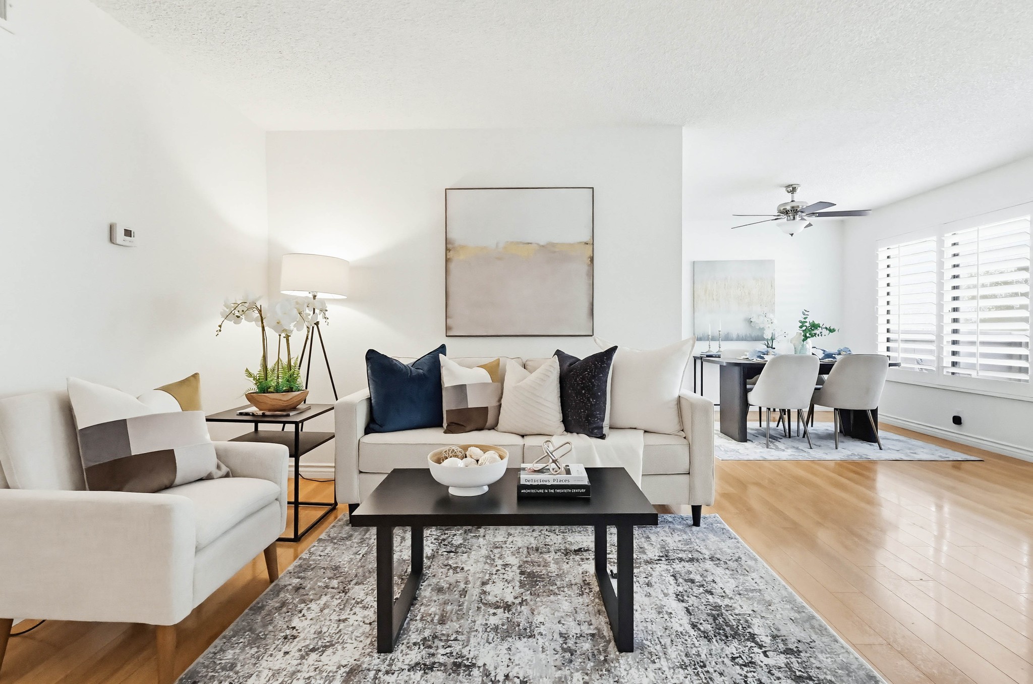 Virtual tour photo 16 of 68 for 13654 La Jolla Cir