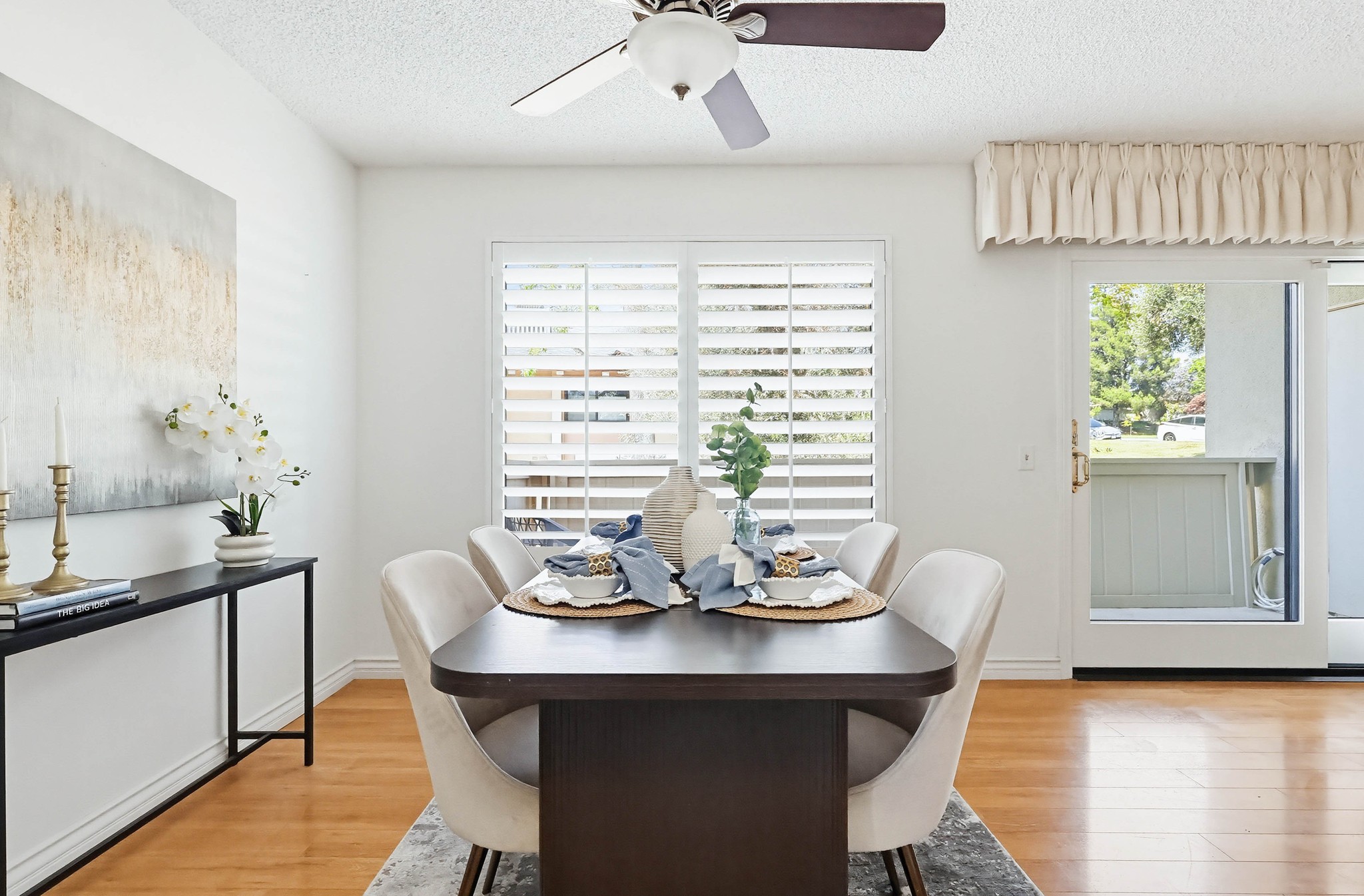 Virtual tour photo 27 of 68 for 13654 La Jolla Cir