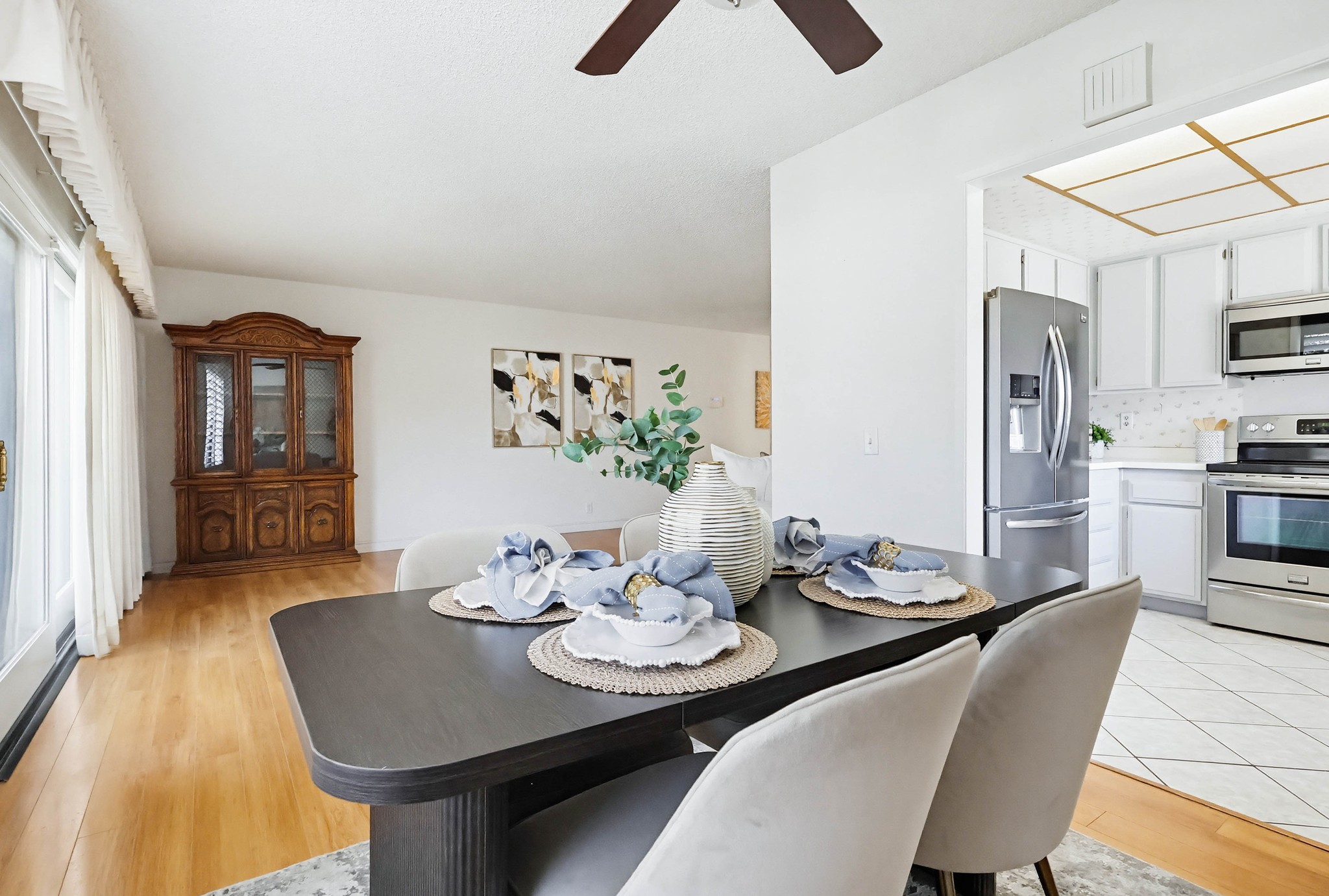 Virtual tour photo 28 of 68 for 13654 La Jolla Cir