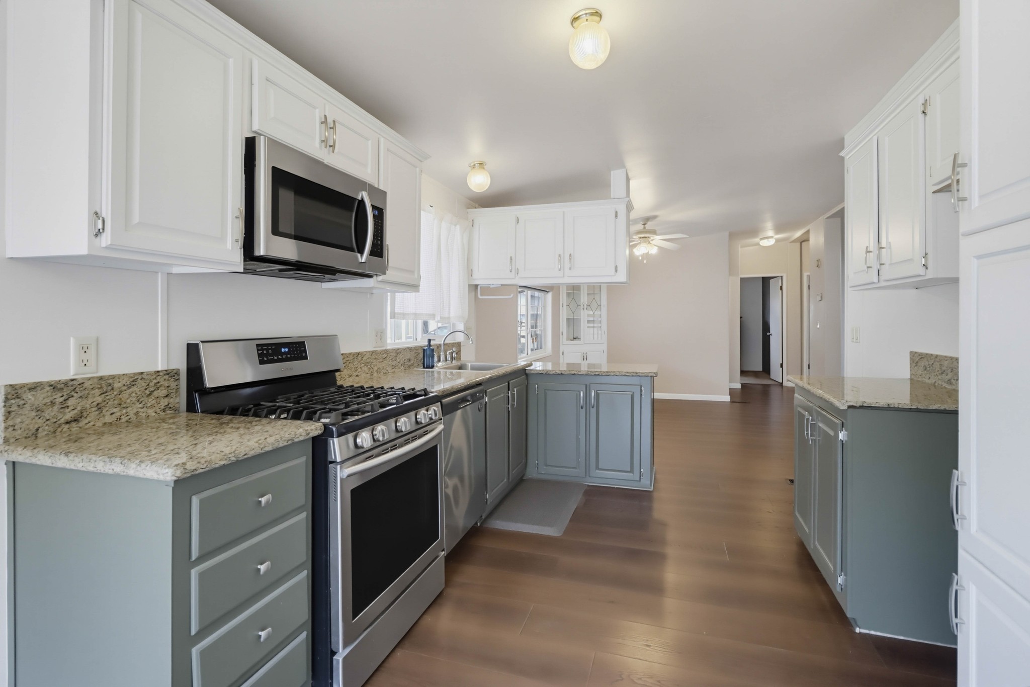 Virtual tour photo 13 of 51 for 13655 Hwy 8 Business