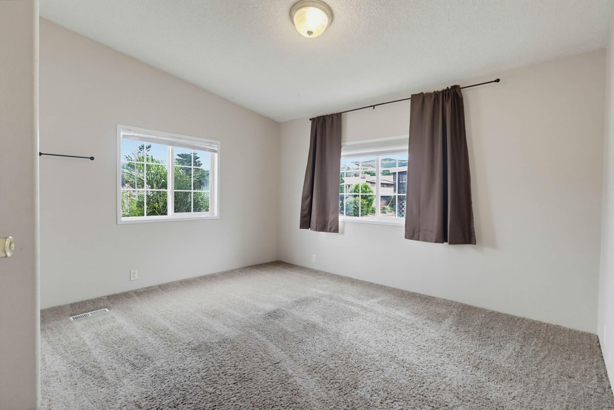 Virtual tour photo 21 of 51 for 13655 Hwy 8 Business