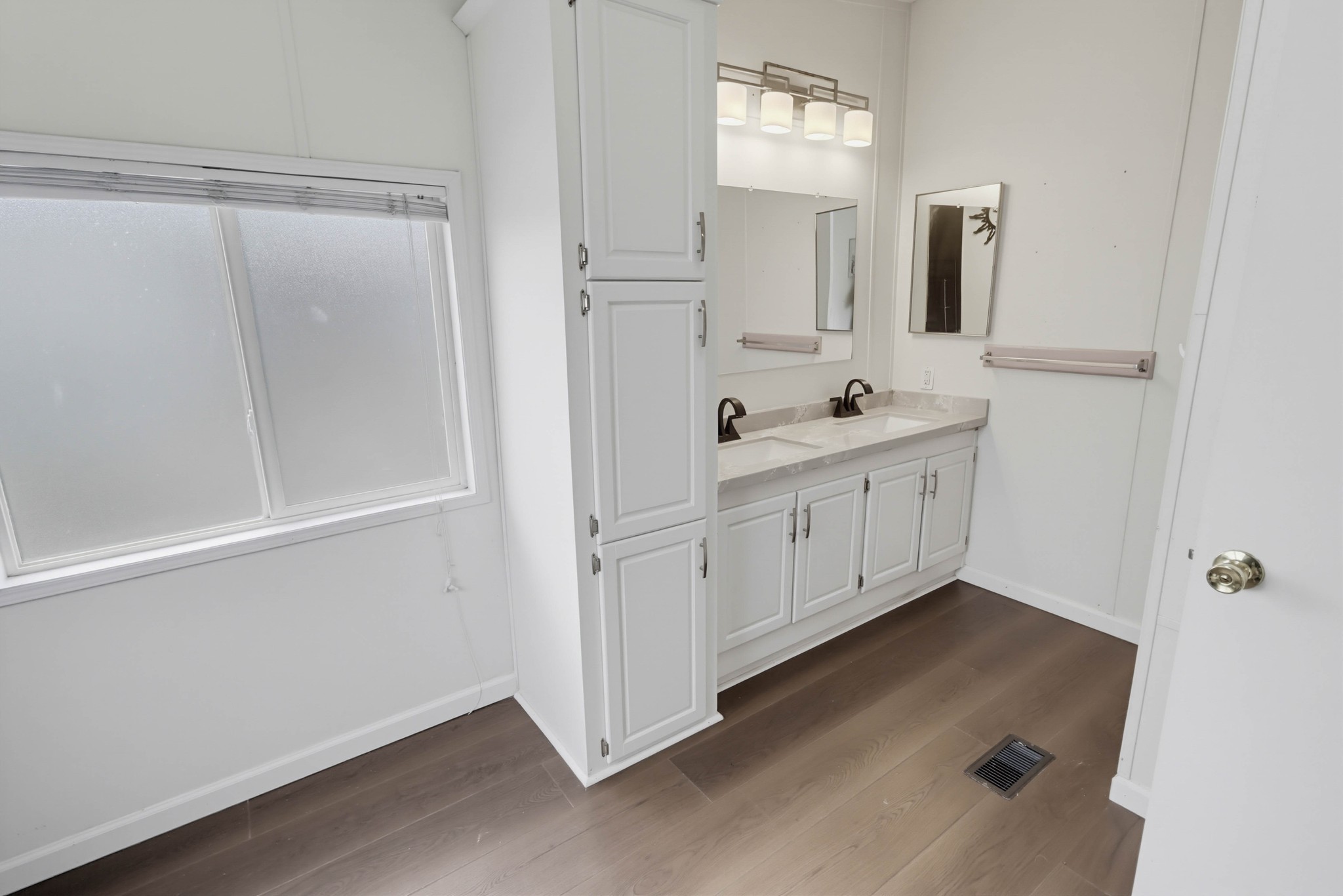 Virtual tour photo 35 of 51 for 13655 Hwy 8 Business