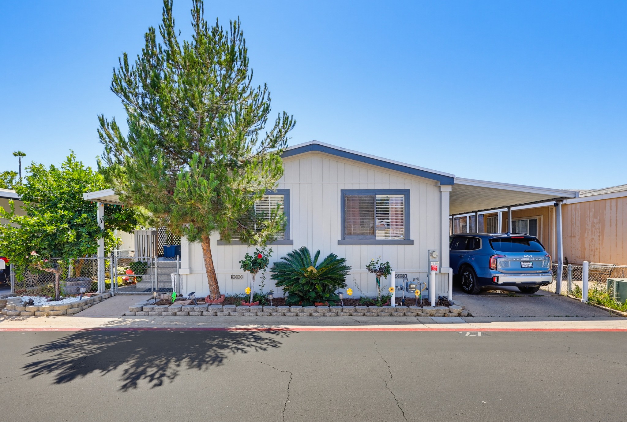 Virtual tour photo 3 of 54 for 13655 Hwy 8 Business Spc 27