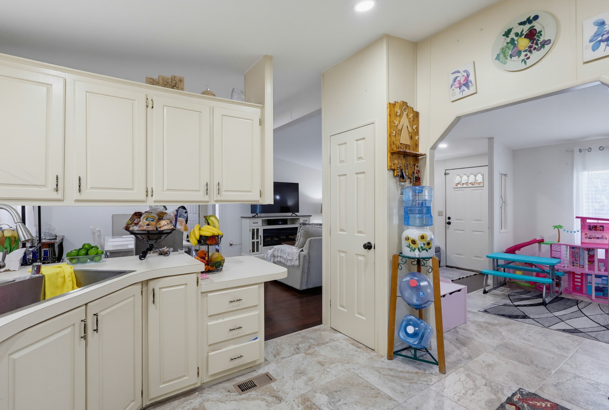 Virtual tour photo 22 of 54 for 13655 Hwy 8 Business Spc 27