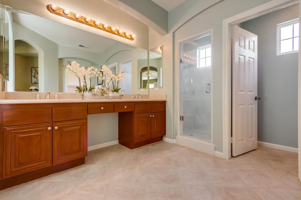 Virtual tour photo 32 of 54 for 13659 Torrey Glenn Rd