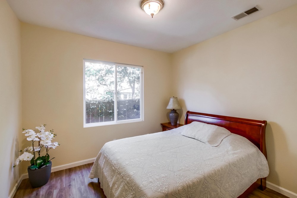 Virtual tour photo 37 of 54 for 13659 Torrey Glenn Rd