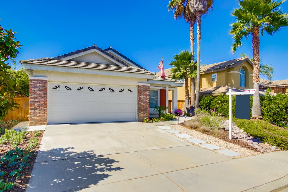 Virtual tour photo 4 of 36 for 13674 Essence Rd
