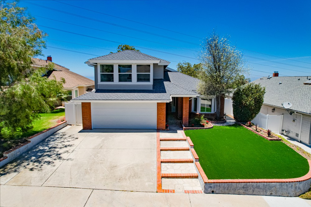 Virtual tour photo 8 of 32 for 13674 Quinton Rd