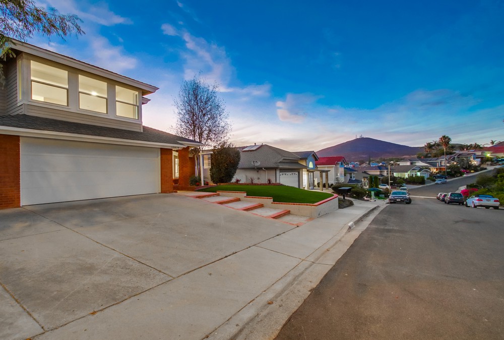 Virtual tour photo 4 of 82 for 13674 Quinton Rd