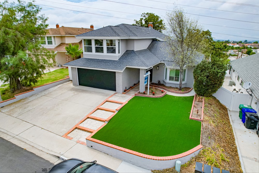 Virtual tour photo 5 of 38 for 13674 Quinton Rd
