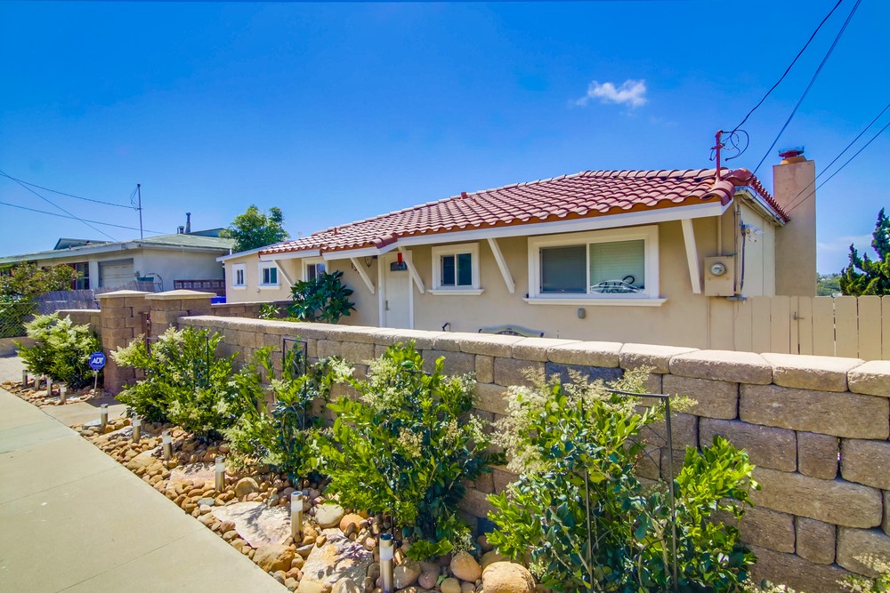 Virtual tour photo 4 of 36 for 1368 Gertrude St