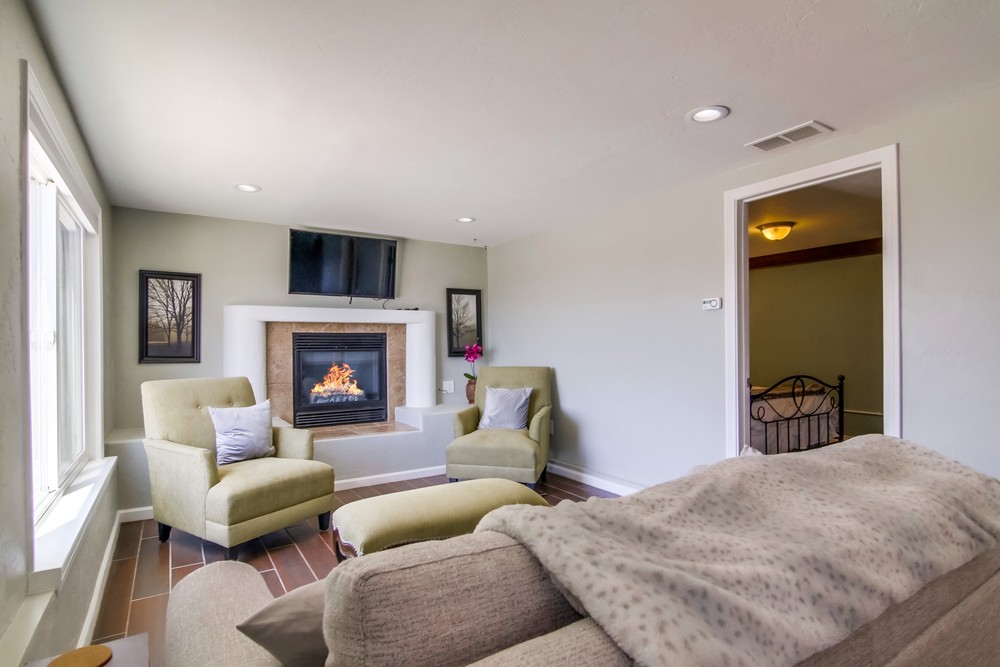 Virtual tour photo 7 of 36 for 1368 Gertrude St