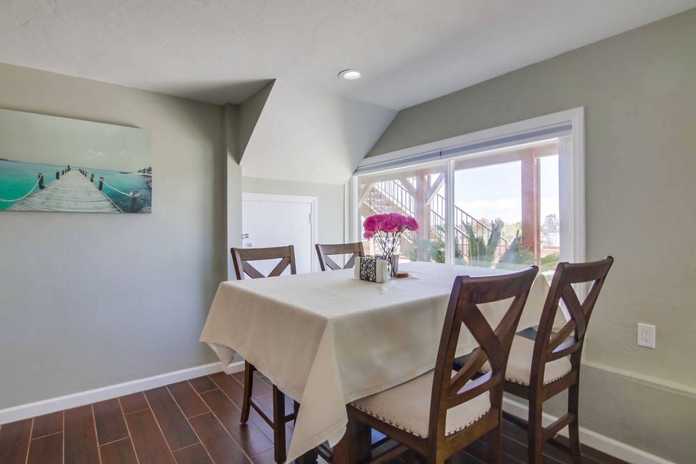 Virtual tour photo 15 of 36 for 1368 Gertrude St