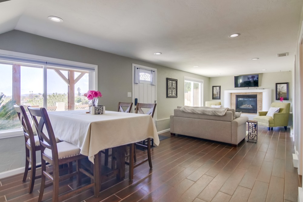 Virtual tour photo 16 of 36 for 1368 Gertrude St