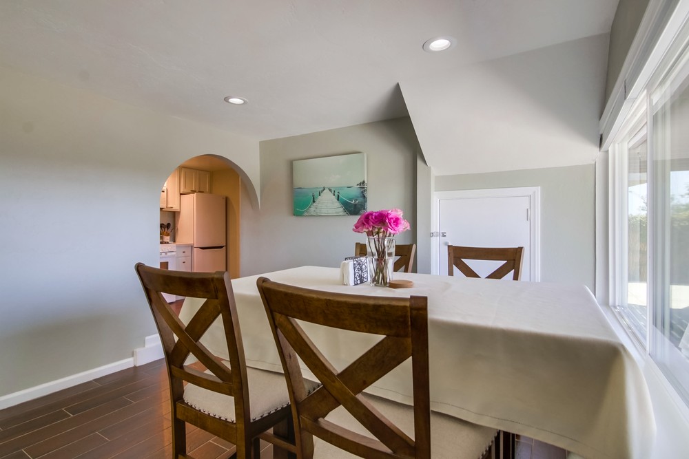Virtual tour photo 19 of 36 for 1368 Gertrude St