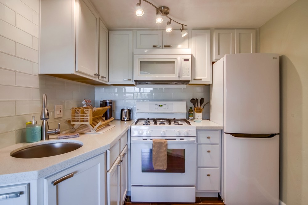 Virtual tour photo 21 of 36 for 1368 Gertrude St