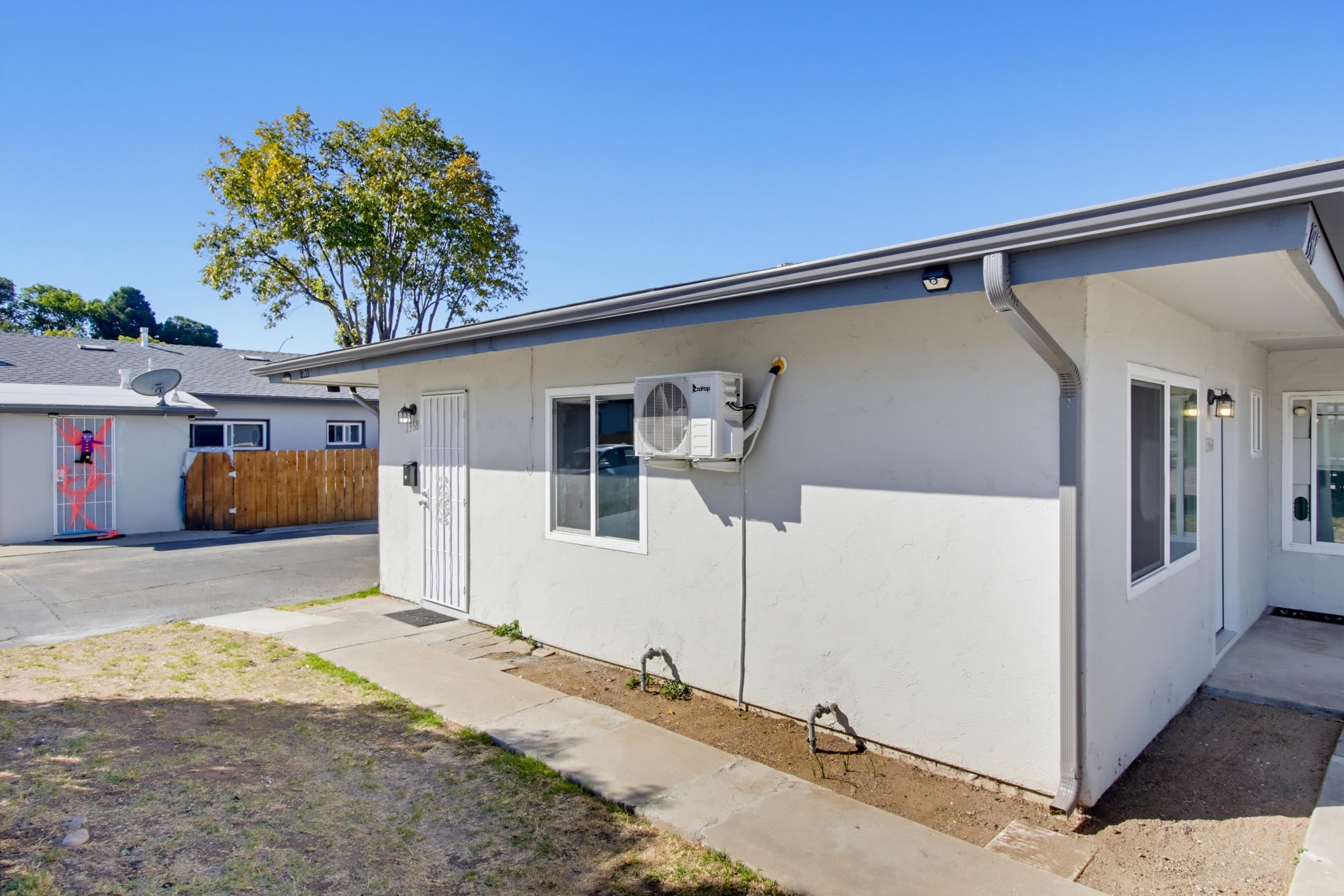 Virtual tour photo 4 of 54 for 1368 Kristie Ln