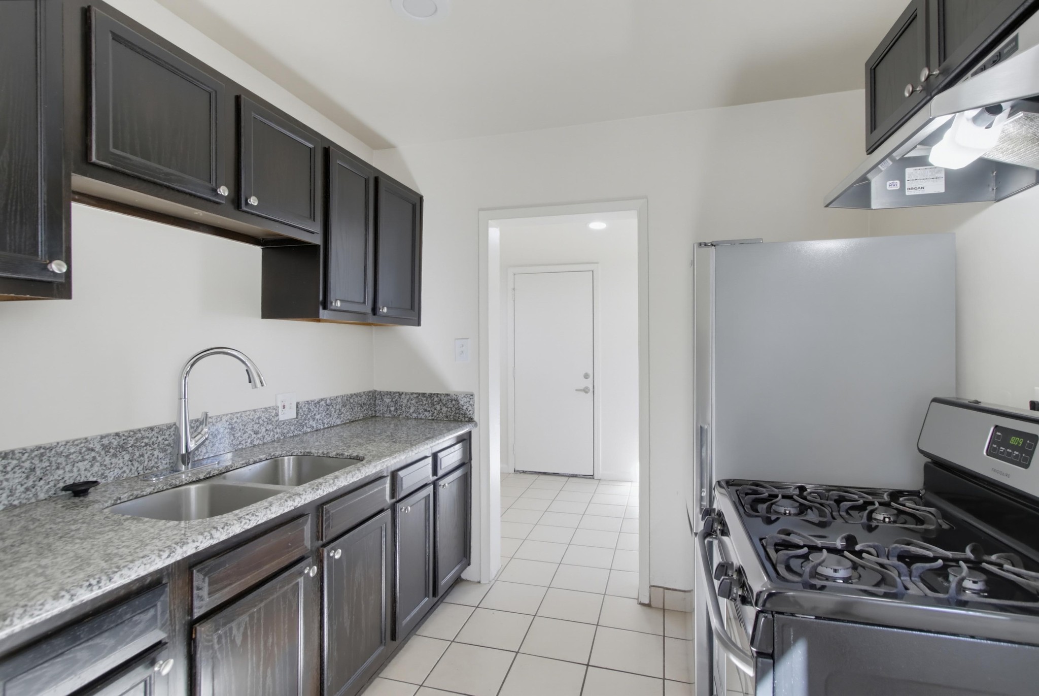 Virtual tour photo 31 of 54 for 1368 Kristie Ln